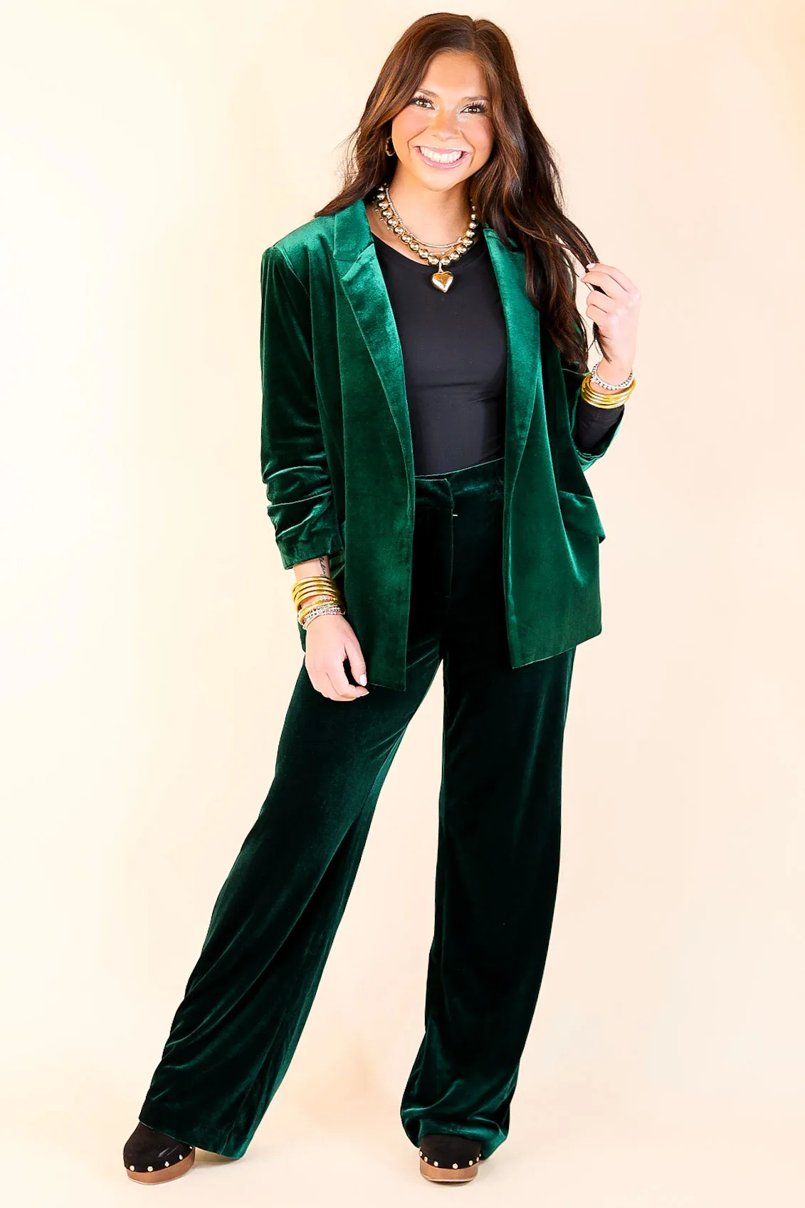 Chic Arrival Velvet Trouser Pants in Green