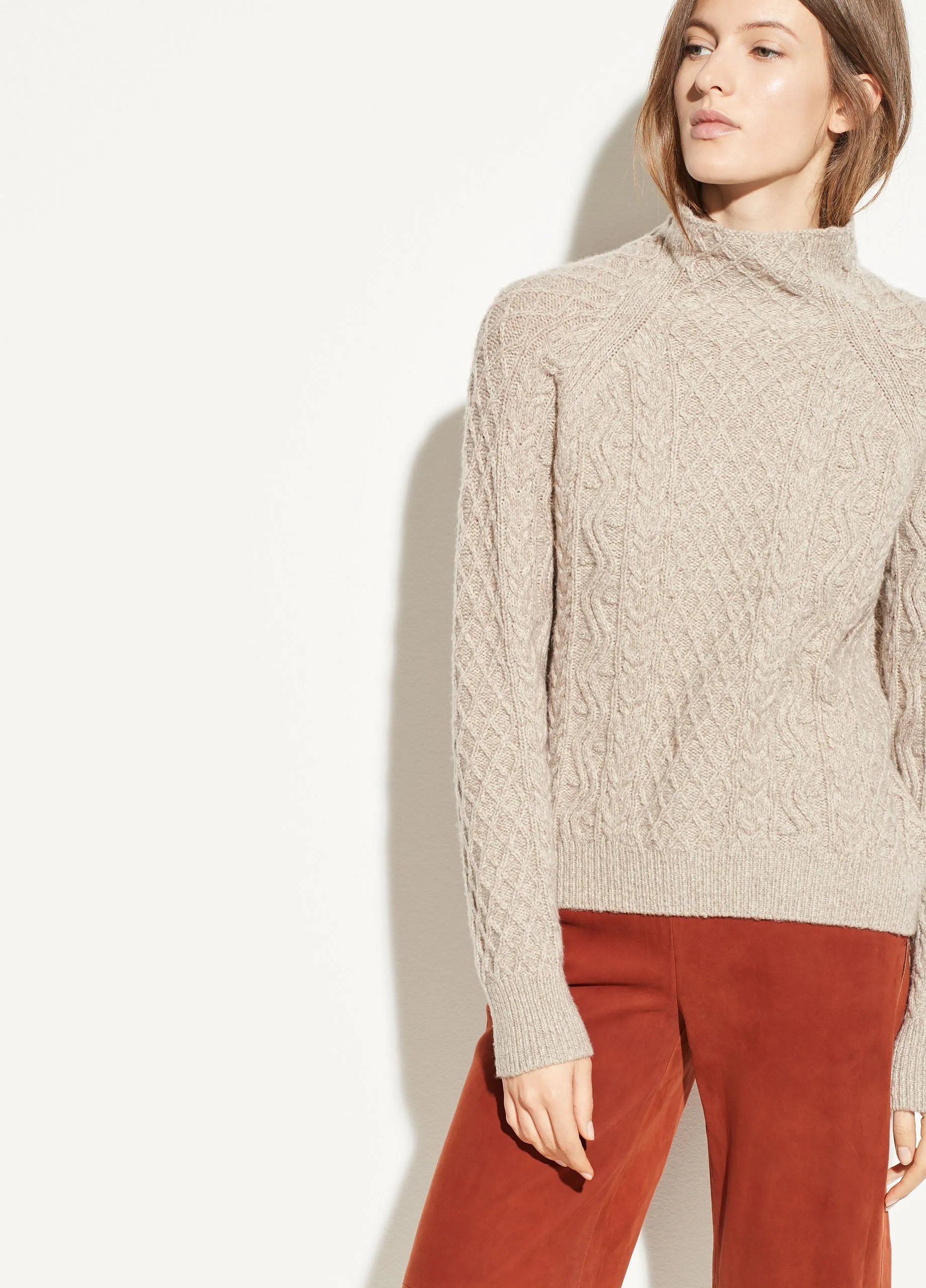 VINCE - Zig Zag Cable Sweater in Marzipan/Taupe